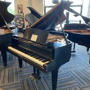 1974 Yamaha G1J SE baby grand