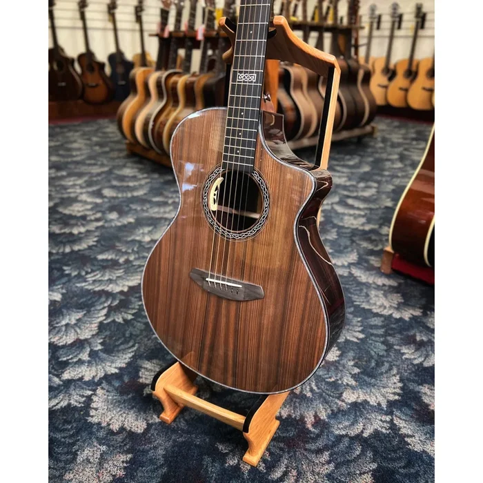 Breedlove Legacy Concert CE Redwood EI Rosewood Acoustic-Electric Guitar with Case