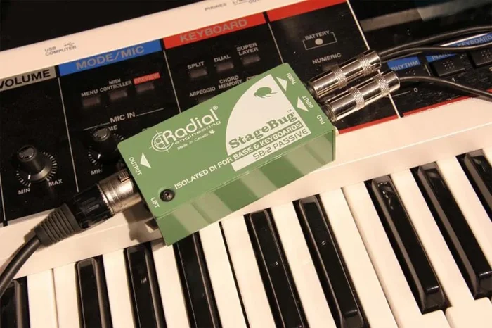 Compact passive DI for bass, keyboards & active Instruments