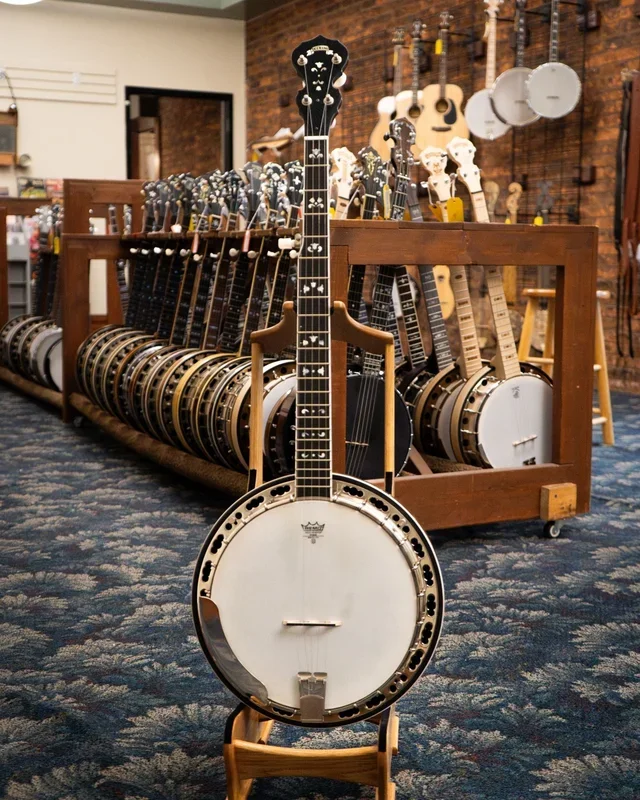 Deering Maple Blossom Resonator Banjo (1997)