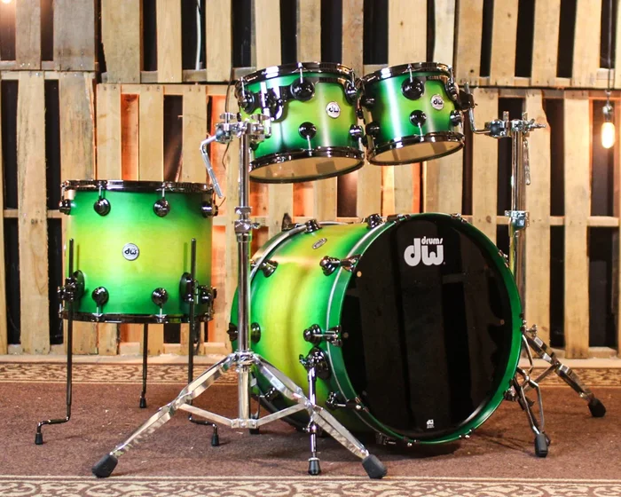 DW Collector’s Maple SSC Amber to Emerald Green Burst Drum Set – 22,10,12,16 – SO#1401765