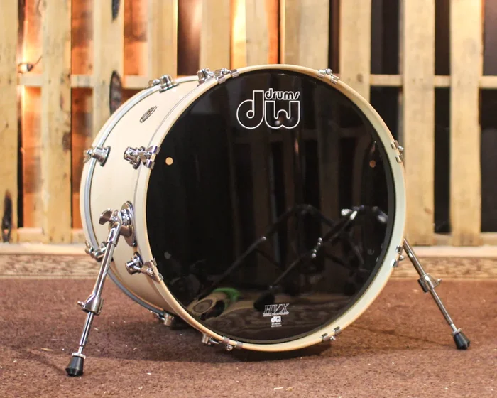 DW Performance Satin Natural Bass Drum – 16×20