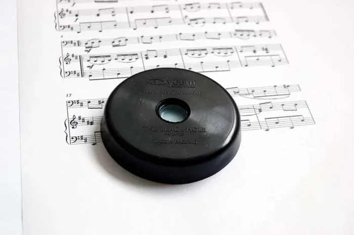 Dycem Cello Spike Rest – Non-Slip Cello Mat