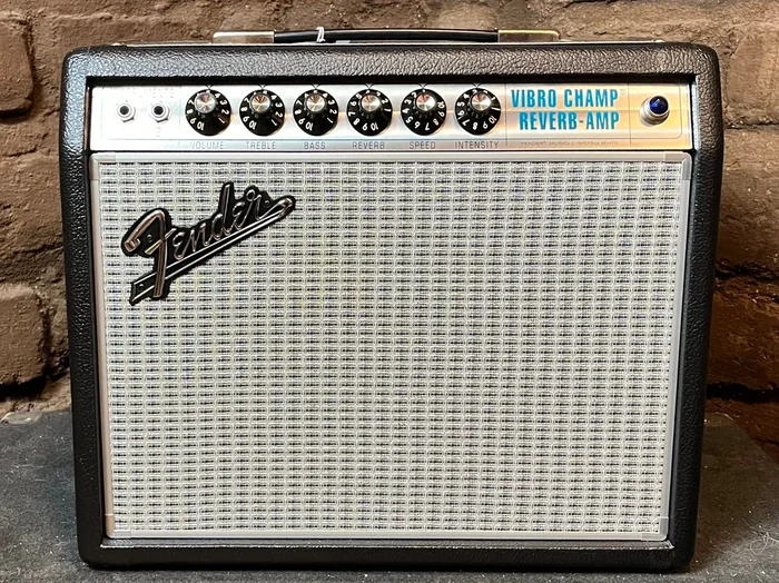 Fender ’68 Custom Vibro Champ Reverb (New)