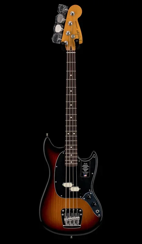 Fender American Professional Classic Mustang Bass – 3-Color Sunburst #00583