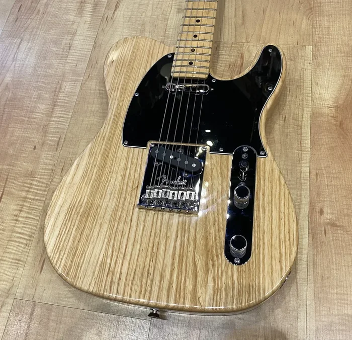 Fender American Standard Telecaster with Ash Body Natural – Used 2009