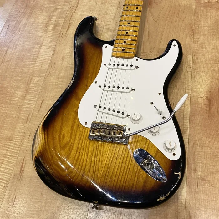 Fender Custom Shop Limited Edition 1955 Relic Stratocaster Electric Guitar 2-Tone Sunburst