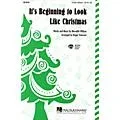 Hal Leonard It’s Beginning to Look Like Christmas 2-Part Arranged by Roger Emerson Standard