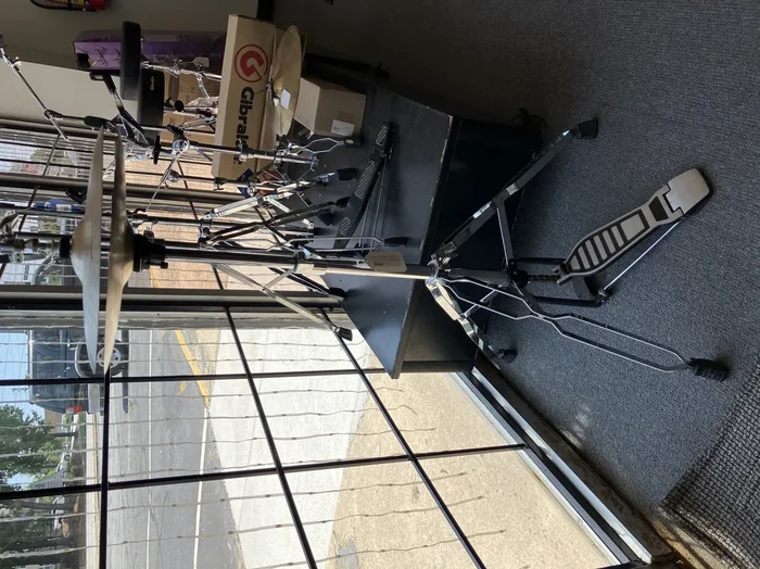 Mapex Hi-Hat Stand w/ cymbals & drop clutch