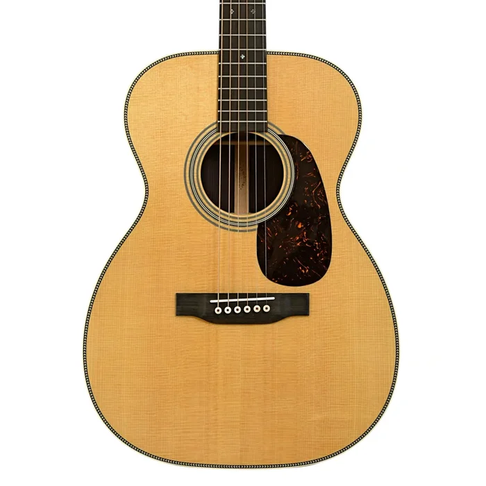 Martin 00-28 & Case
