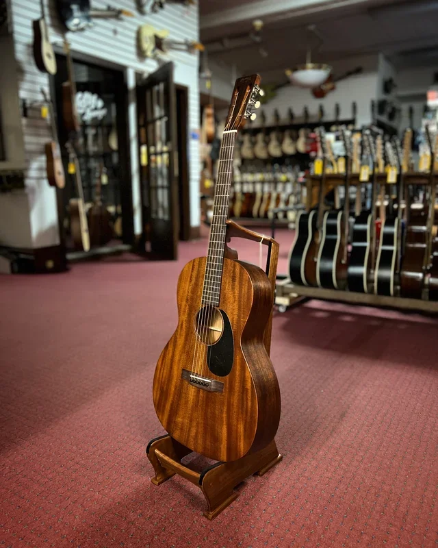 Martin 000-15SM Mahogany Guitar & Gigbag