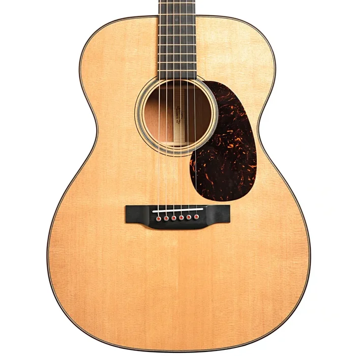 Martin 000-18 Modern Deluxe Guitar & Case