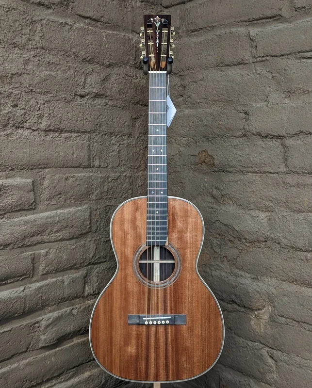 Martin Custom Shop Sinker Redwood-East Indian Rosewood 12-Fret Grand Concert Acoustic Guitar – Natural (New)
