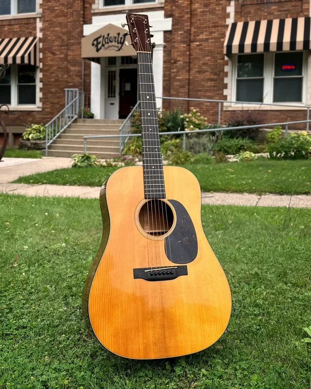 Martin D-18 Authentic 1937 VTS Acoustic Guitar & Case, Aged