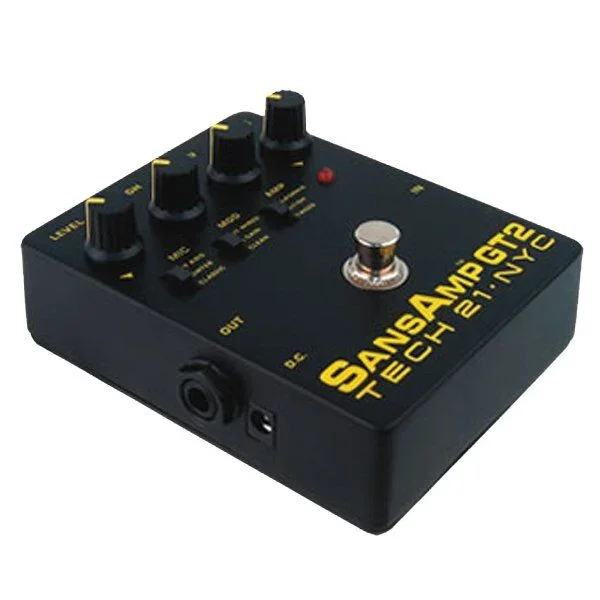 TECH 21 SansAmp GT2 Analog Guitar Pedal with Built-In Speaker Simulation